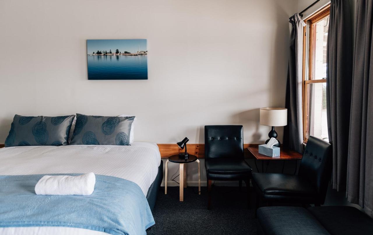 Port Albert Motel Экстерьер фото