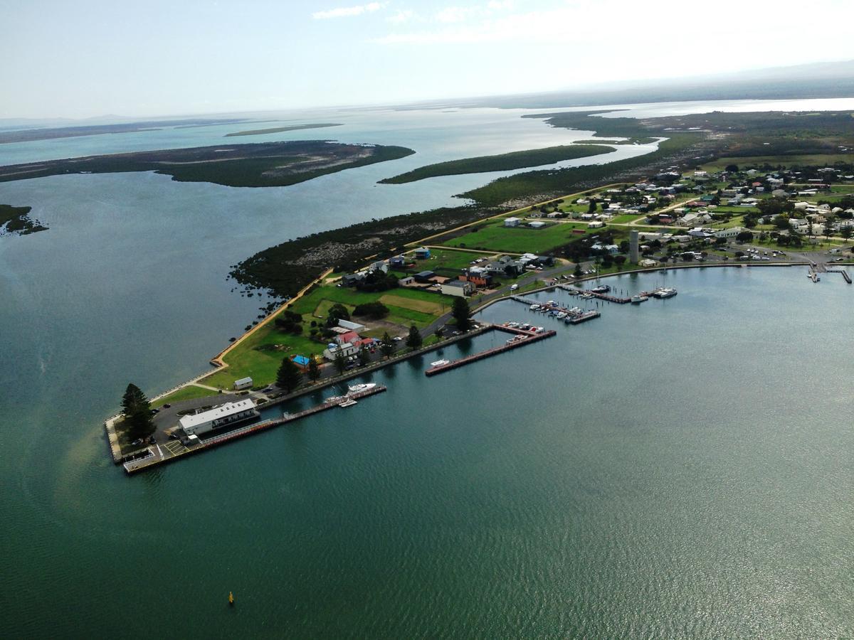 Port Albert Motel Экстерьер фото